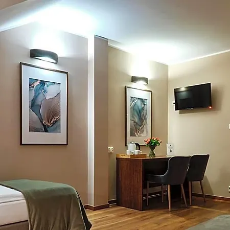 Restauracja Perla Отель Oborniki Slaskie